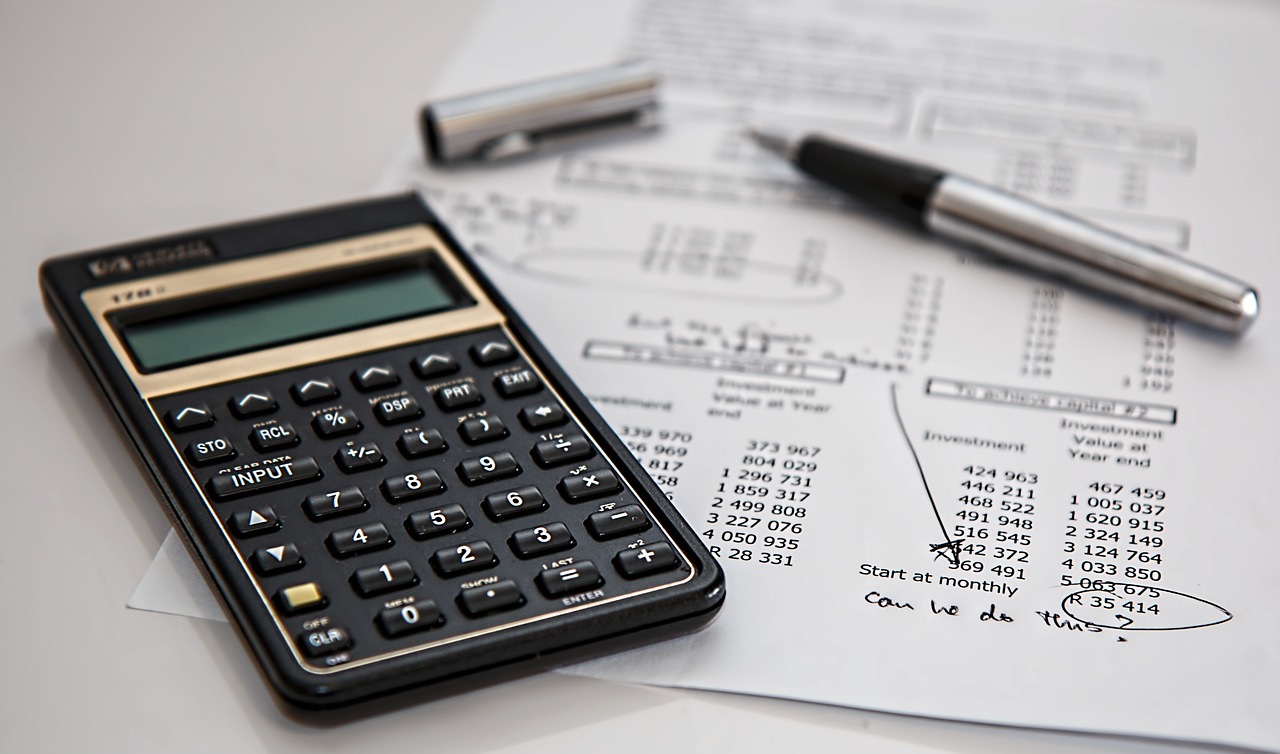 Risk and Reward: How to Balance Your Investment Portfolio for Maximum Gain