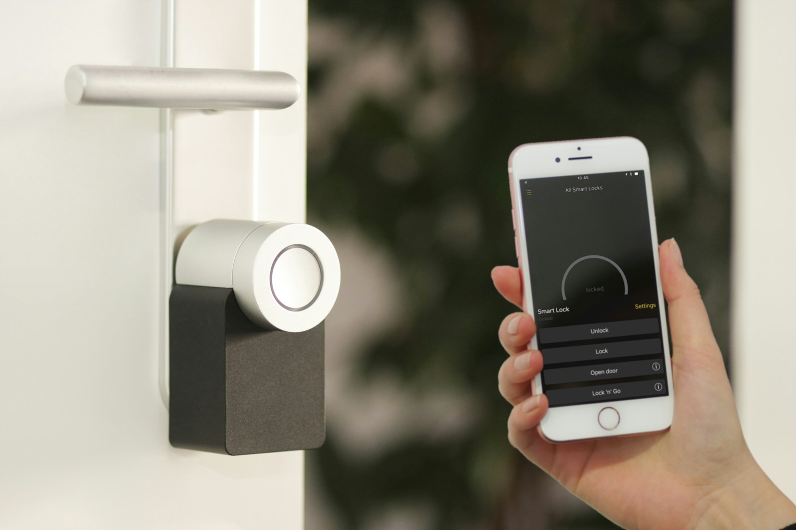 Smart Home Security Systems 2024: Enhancing Safety with Cutting-Edge Technology