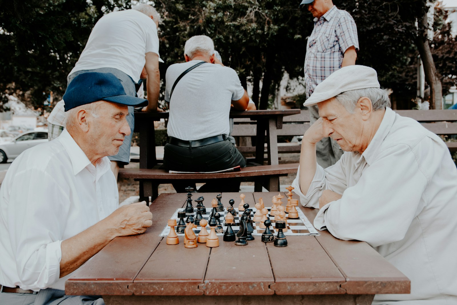 Golden Years Guide: Choosing the Right Senior Living Option