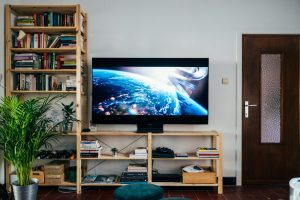 The Ultimate Guide to Smart TVs in 2024: Features, Trends, and What to Look For